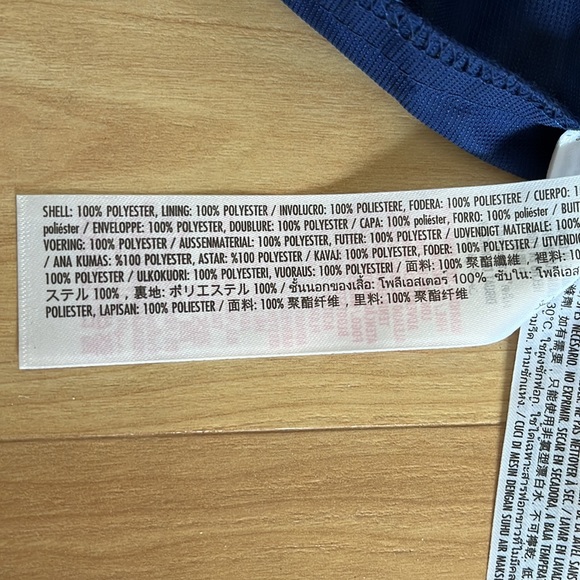 Walt Disney World 50th Anniversary Castle Windbreaker Jacket - Picture 10 of 12